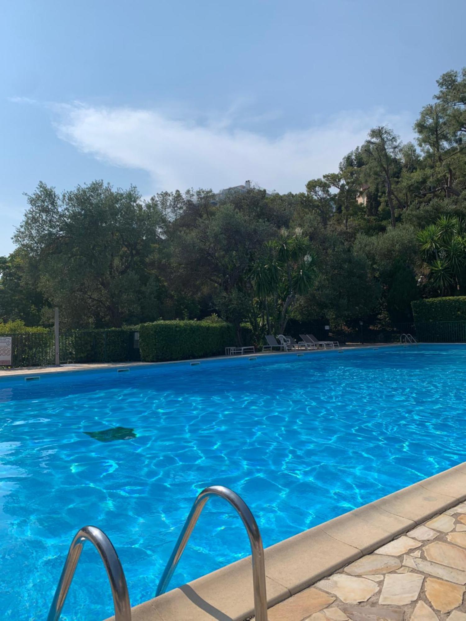 French Riviera Apartment With Swimming Pool And Free Parking Near Monaco Roquebrune-Cap-Martin Zewnętrze zdjęcie